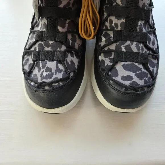 Keen Womens Uneek SNK CHukka II Boots Size 8 Black Animal Print NEW Lace Up - Picture 3 of 10